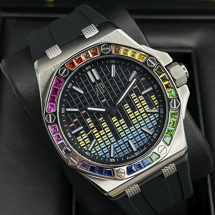 Comprar réplica AAA reloj Audemars Piguet Royal Oak Offshore Music Edition con bisel rainbow y correa de caucho negra.