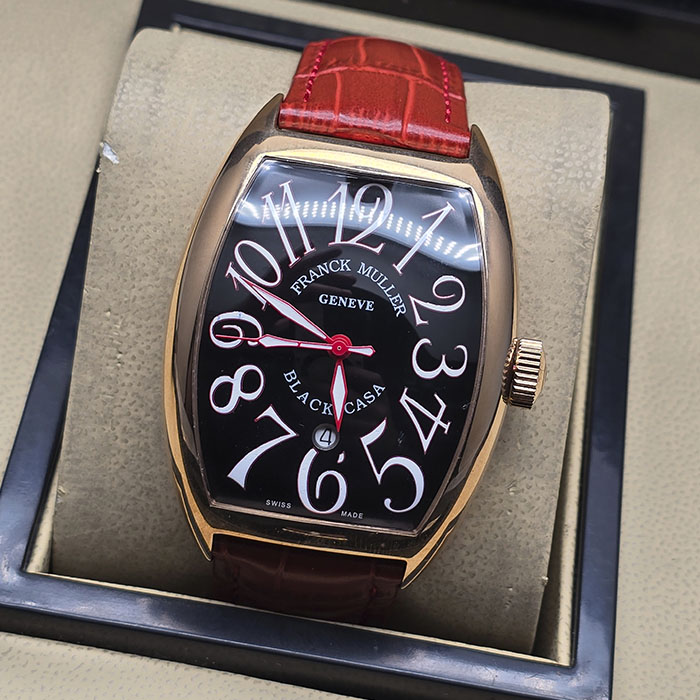 Réplica AAA reloj Franck Muller Cintrée Curvex Black Casa en oro rosa con esfera negra y correa de cuero roja en oferta.